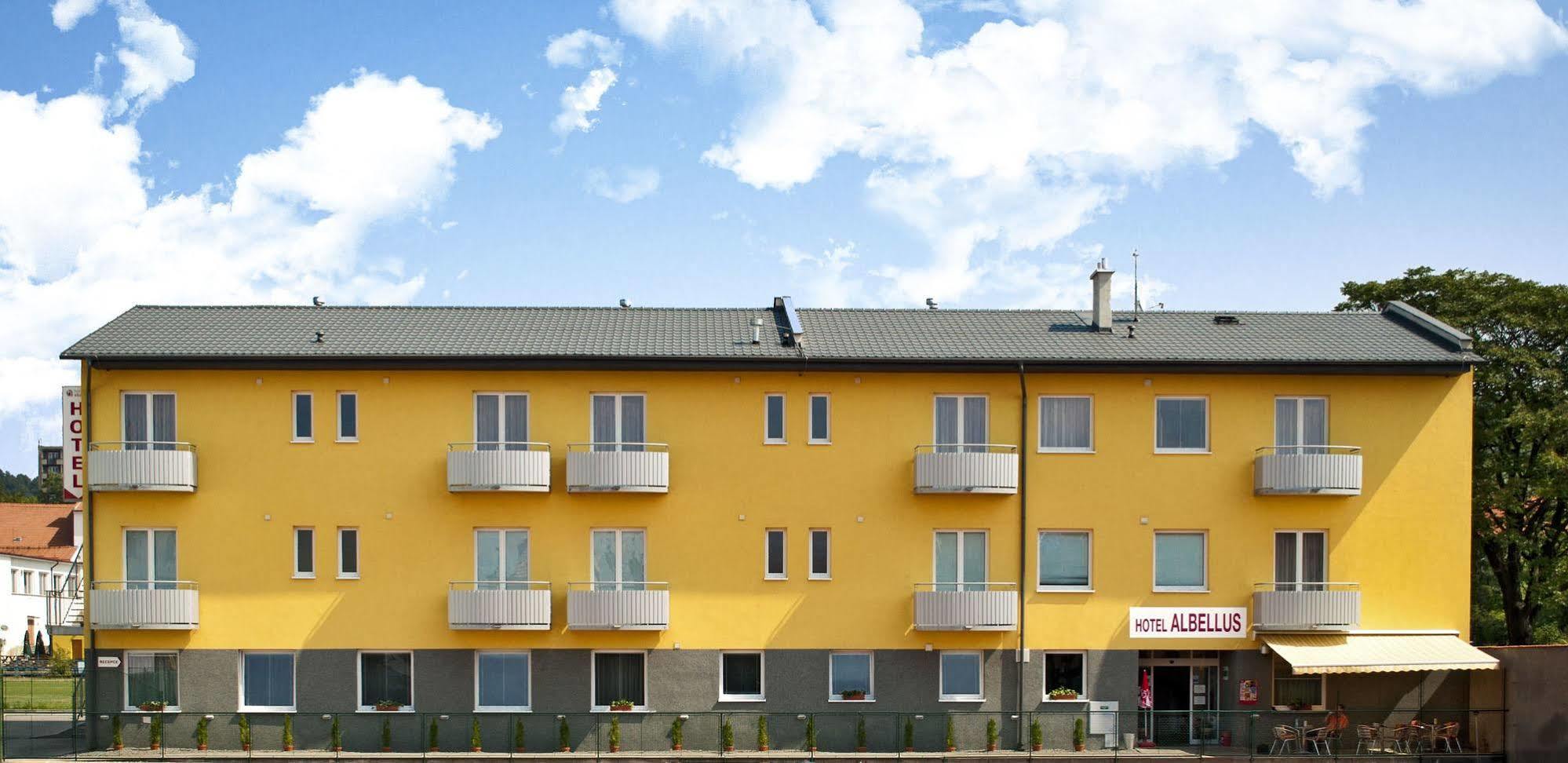 Hotel Albellus Brno Bagian luar foto